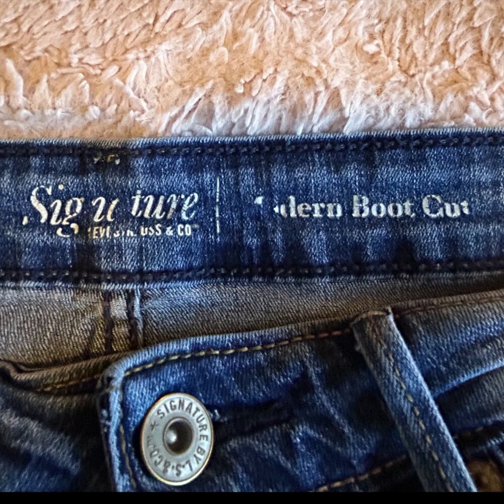 Levi’s Signature Bootcut Jeans 29x32 Medium Wash Stretch Denim Low Rise Y2K - Picture 10 of 11